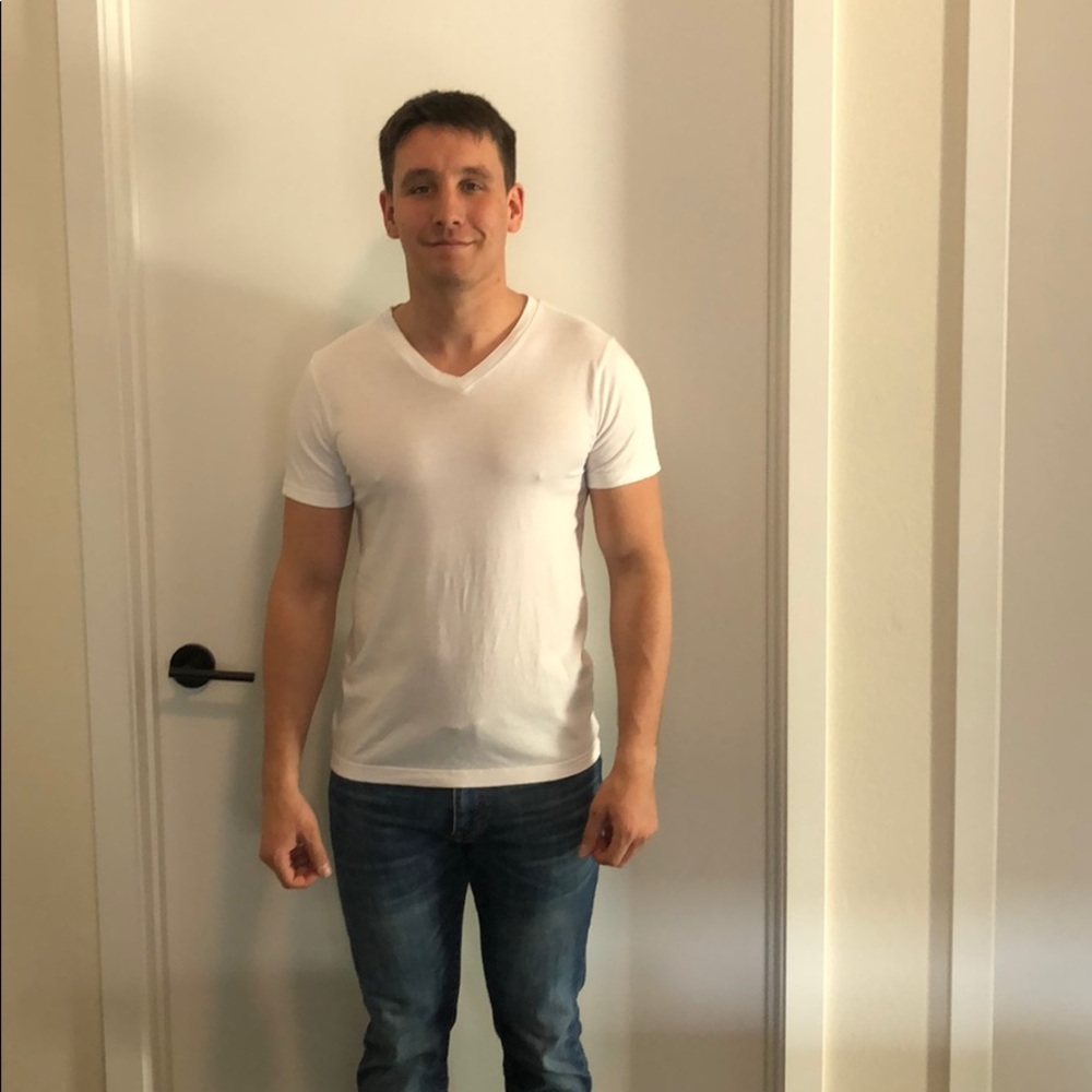 White tee
